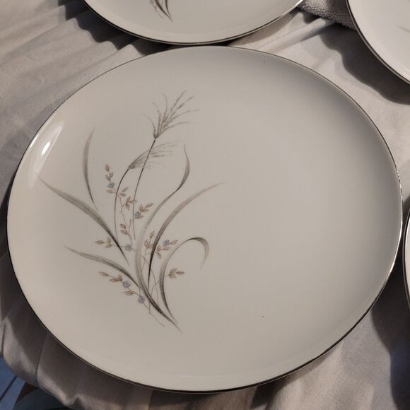 Castlecourt Fine China Japan Wheat Spray Set Of 4,  10.5” Single Dinner Plates - Picture 4 of 7